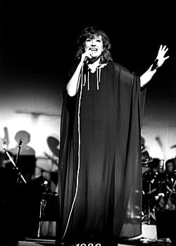 Alla Pugacheva